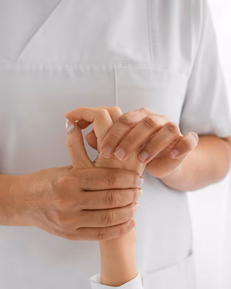 Hand-&-Wrist-Pain-Chiropractic